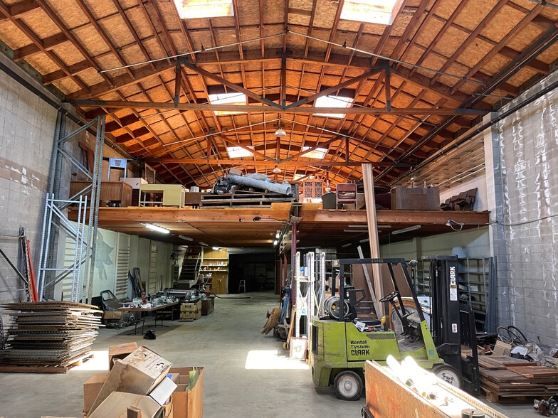 More Photos Of 1321 5th St, Berkeley Warehouse For Sale