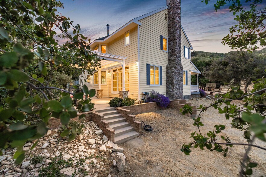 More Photos Of 11660 Lonesome Valley Rd, Leona Valley Specialty For Sale