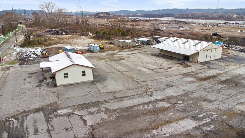 More Photos Of 100 Armco Rd, Ashland Manufacturing For Lease