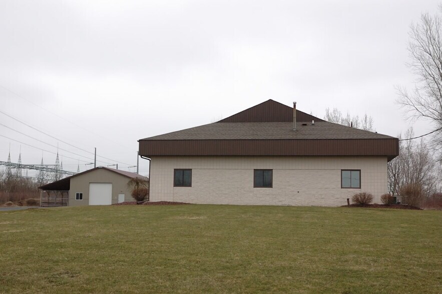 More Photos Of 4944 Ver Plank Rd, Clay Light Manufacturing For Sale