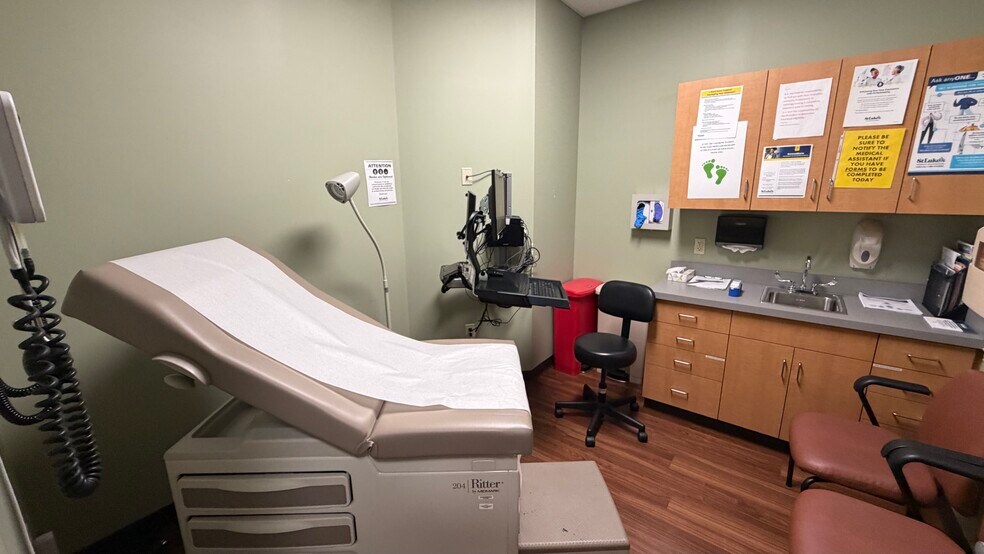 More Photos Of 4379 Easton Ave, Bethlehem Medical For Lease