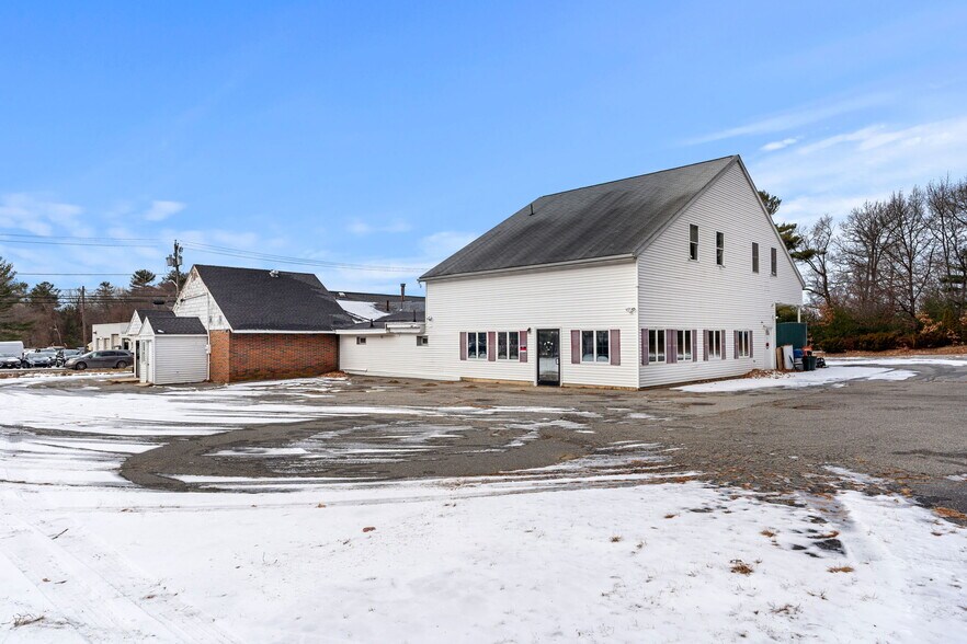 More Photos Of 2212 Main St, Tewksbury General Retail For Sale