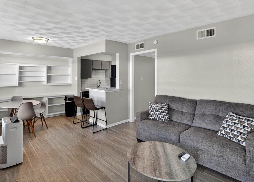 More Photos Of 4712 Gaston Ave, Dallas Rehabilitation Center For Sale