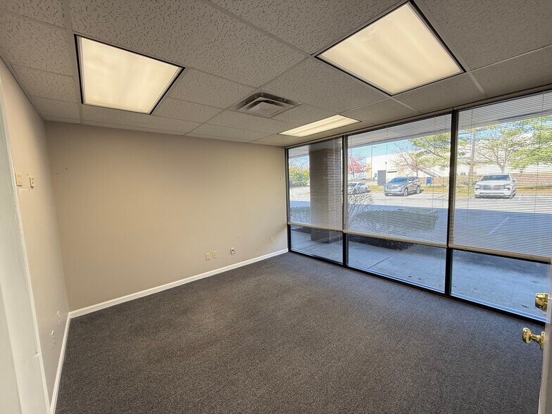 More Photos Of 11834 Capital Way, Louisville Warehouse For Lease