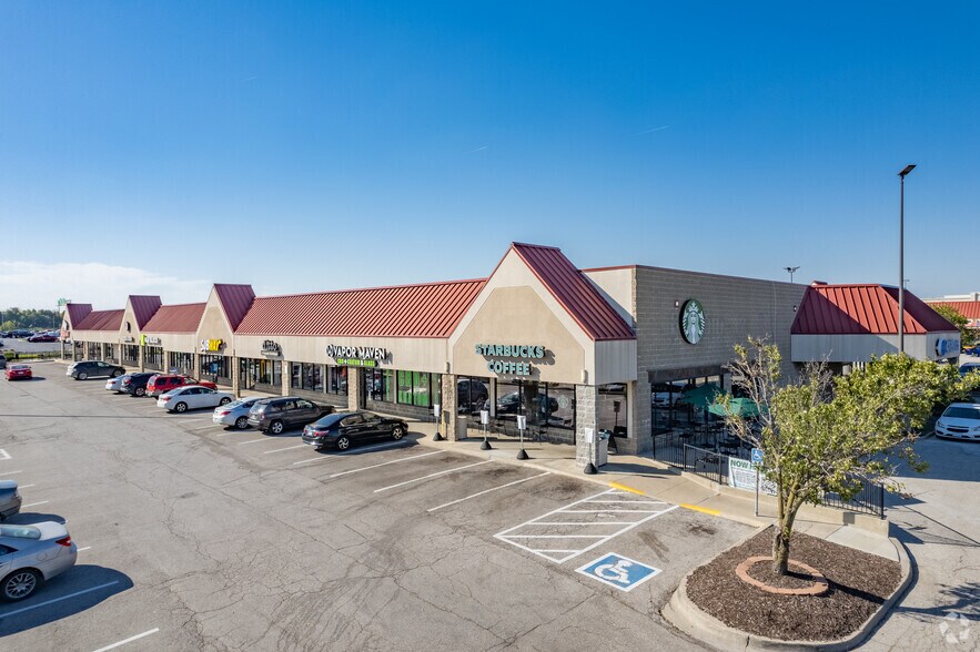 More Photos Of 6220-6332 NW Barry Rd, Kansas City General Retail For Lease