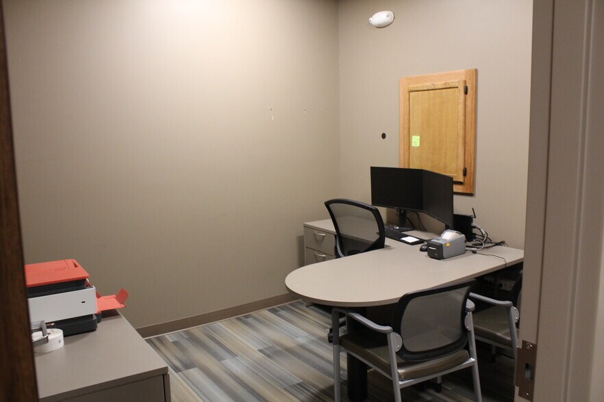 More Photos Of 302 S Cedar St, Kalkaska Storefront For Lease