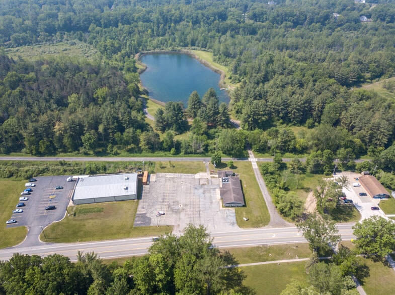 More Photos Of 201 W Saginaw Rd, Sanford Freestanding For Sale