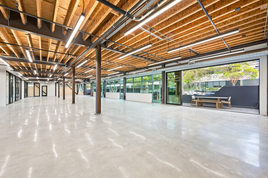 More Photos Of 1447 Cloverfield Blvd, Santa Monica Office For Lease
