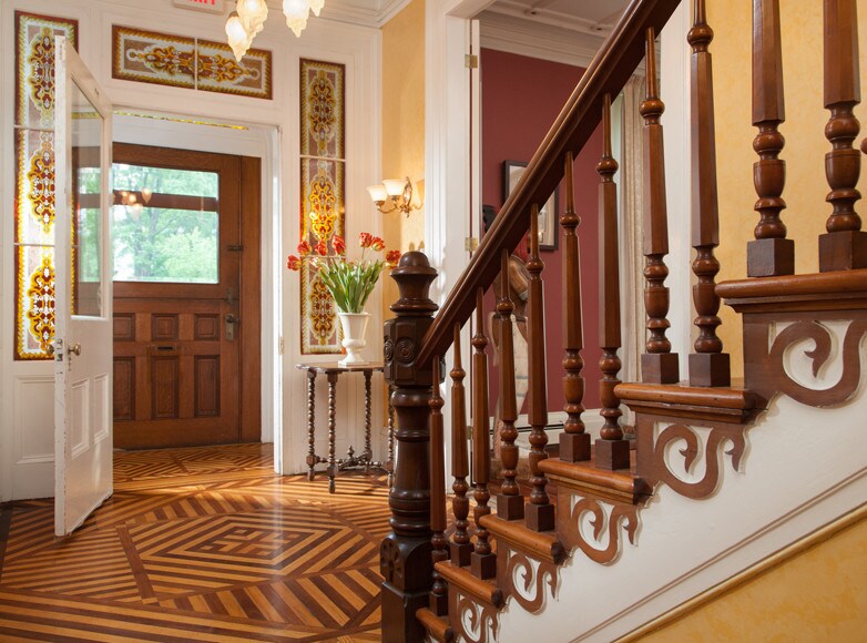 More Photos Of 64 Chestnut St, Cooperstown Hotel For Sale