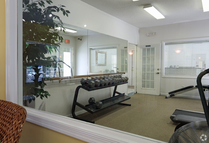 More Photos Of 1201 Edenham Ct, Virginia Beach Apartments For Sale
