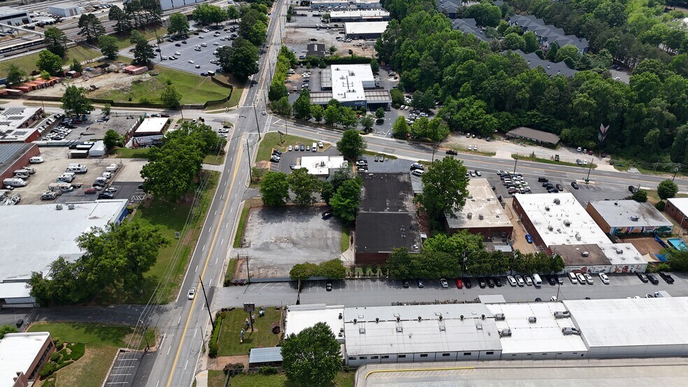 More Photos Of 211 DeKalb Industrial Way, Decatur Light Manufacturing For Lease