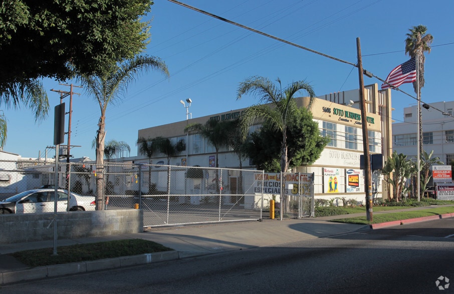 More Photos Of 5608 Soto St, Huntington Park Light Manufacturing For Lease