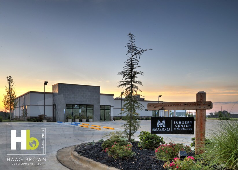 More Photos Of 2230 Hill Park Dr, Jonesboro Office For Lease