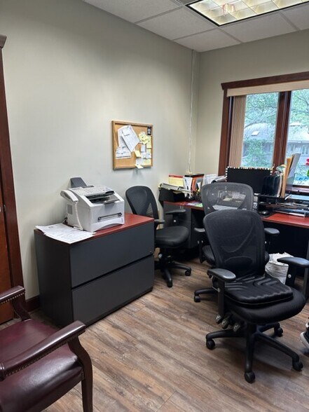 More Photos Of 1715 Village Way, Orange Park Medical For Sale