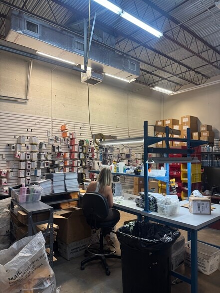 More Photos Of 10026 Spanish Isle Blvd, Boca Raton Warehouse For Lease