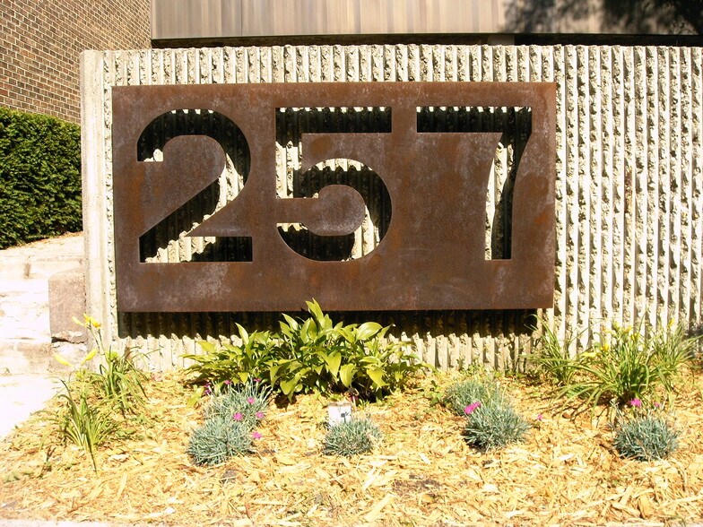 More Photos Of 257 N West Ave, Elmhurst Loft Creative Space For Lease