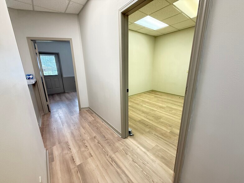 More Photos Of 2400 W Michigan Ave, Pensacola Unknown For Lease