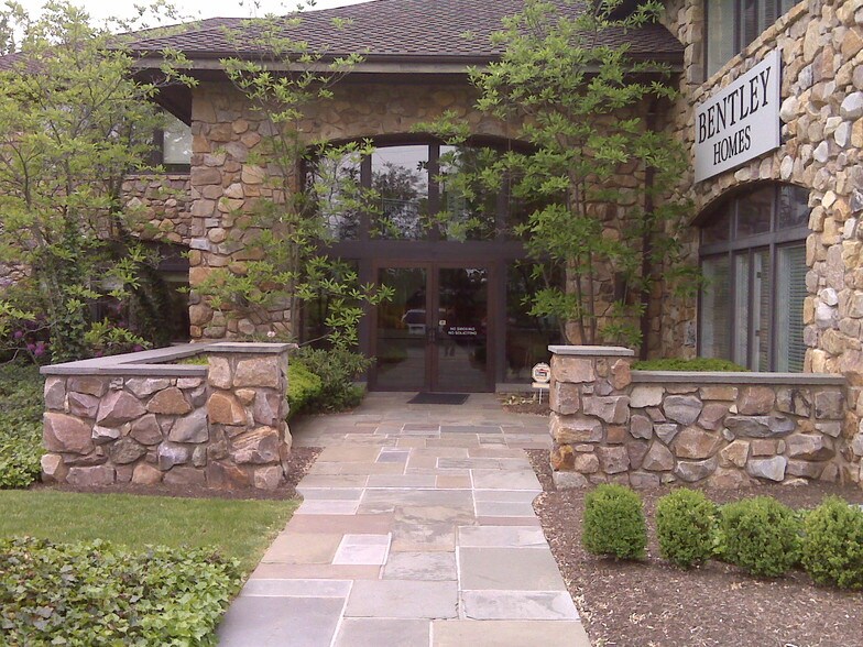 More Photos Of 1595 Paoli Pike, West Chester Office For Lease