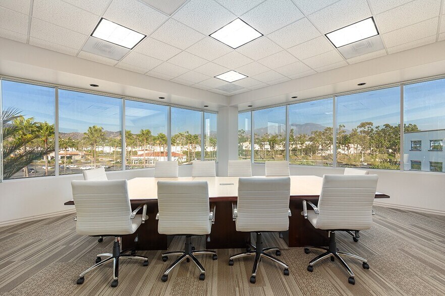More Photos Of 26632 Towne Centre Dr, Foothill Ranch Coworking Space