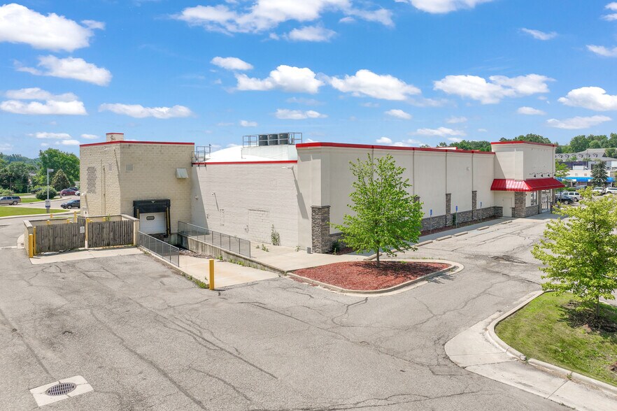 More Photos Of 2151 W Liberty St, Ann Arbor Freestanding For Lease