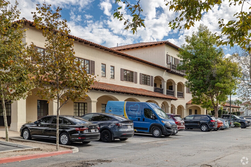 More Photos Of 711 E Daily Dr, Camarillo Loft Creative Space For Sale