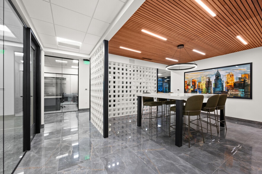 More Photos Of 1981 Murray Holladay Rd, Salt Lake City Office For Lease