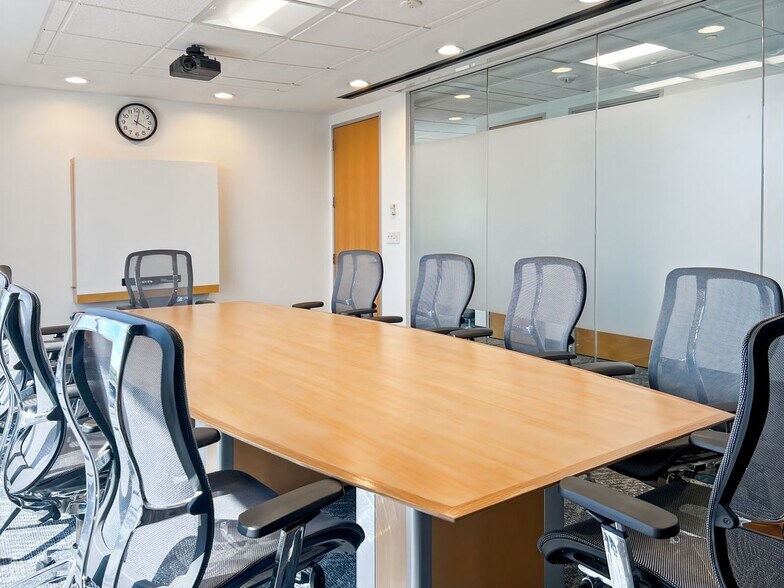 More Photos Of 1829 Reisterstown Rd, Pikesville Coworking Space