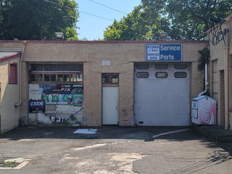 More Photos Of 73 N Highland Ave, Nyack Auto Repair For Sale
