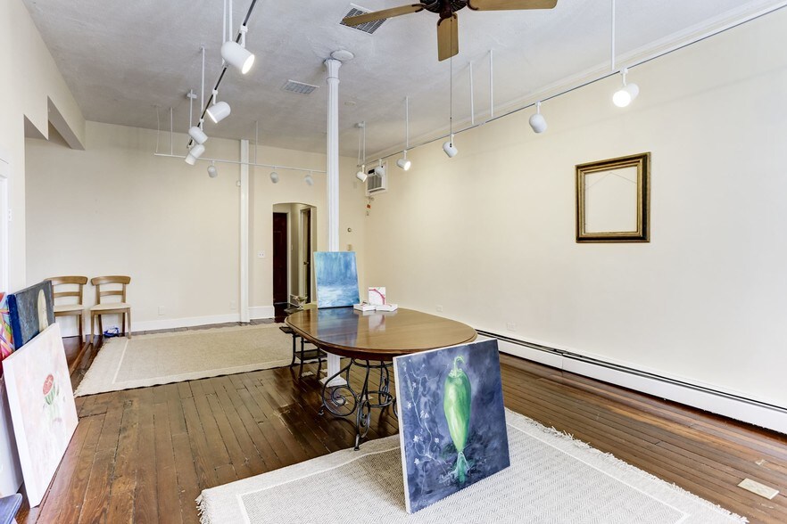 More Photos Of 214 Talbot St, Saint Michaels Storefront Retail Residential For Lease