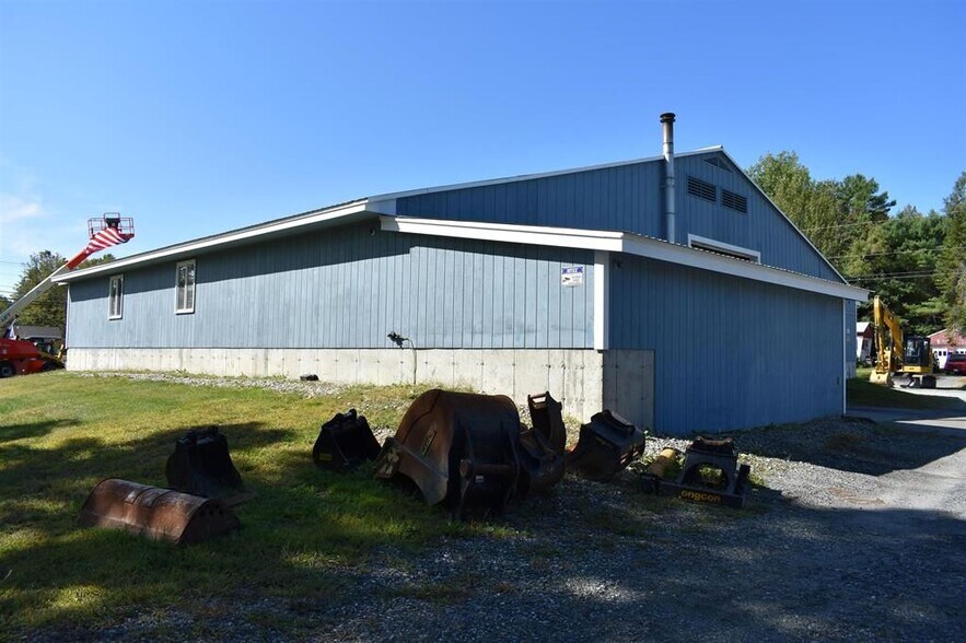 More Photos Of 479 US Route 4, Enfield Flex For Sale