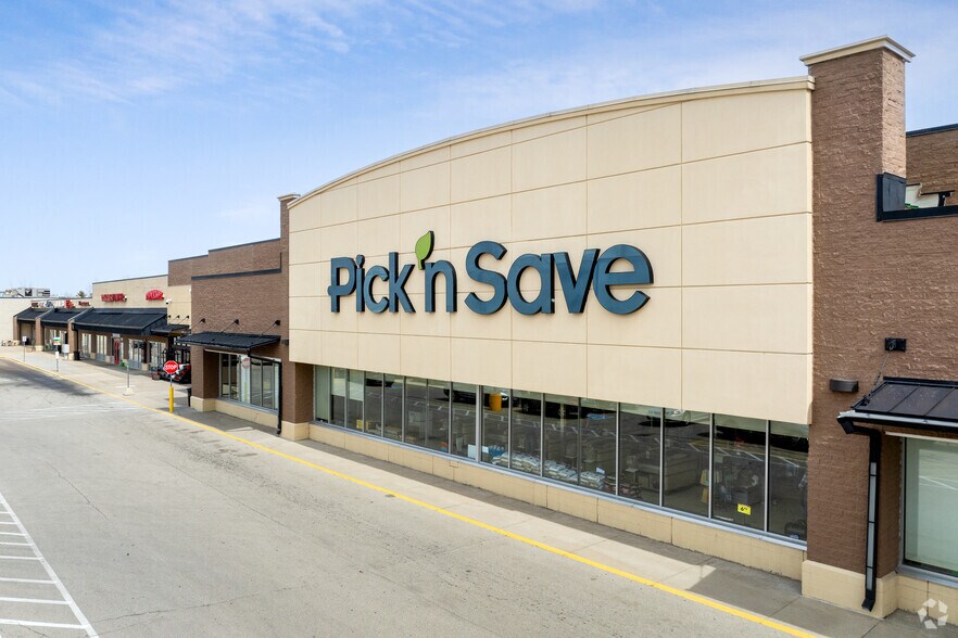 Primary Photo Of 2408-5141 Douglas Ave, Racine Unknown For Lease