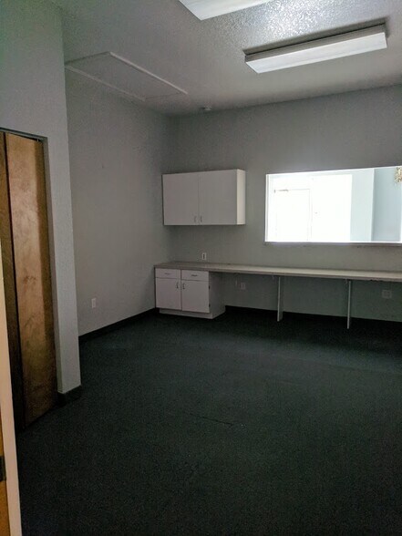 More Photos Of 150 SE 17th St, Ocala Office For Sale