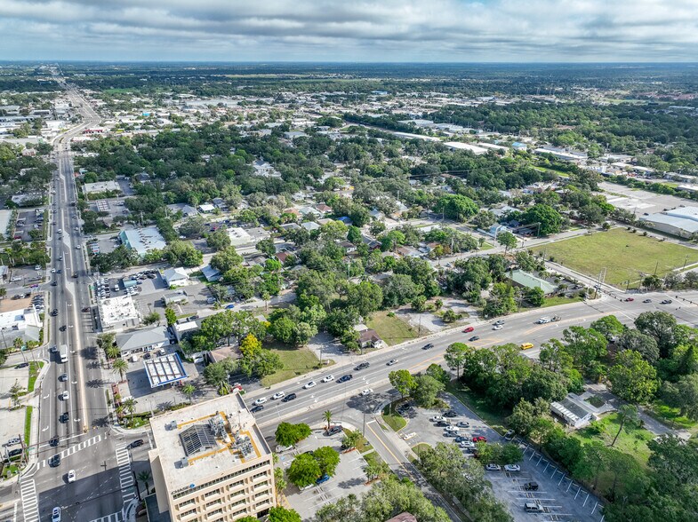 More Photos Of 2015-2023 Fruitville Rd, Sarasota Land For Sale