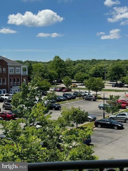 More Photos Of 13885 Hedgewood Dr, Woodbridge Office Residential For Sale