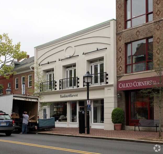 More Photos Of 810 King St, Alexandria Storefront Retail Office For Lease