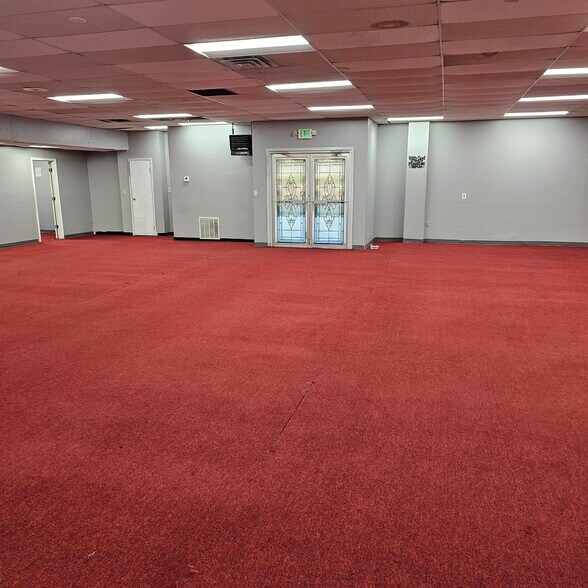 More Photos Of 7930 Pulaski Hwy, Rosedale Warehouse For Lease