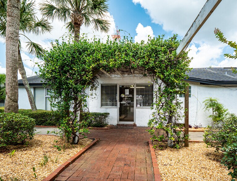 More Photos Of 1817-1835 N 3rd St, Jacksonville Beach Office For Lease