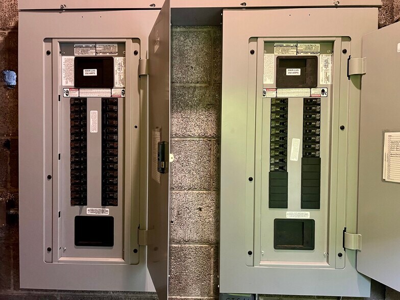 More Photos Of 60 E 100 N, Price Storefront Retail Office For Sale