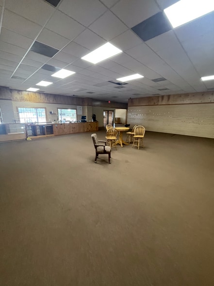 More Photos Of 3455 Keith Bridge Rd, Cumming Freestanding For Sale