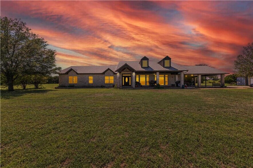 Primary Photo Of 101 Oakwood Trl, Cedar Park Light Distribution For Lease