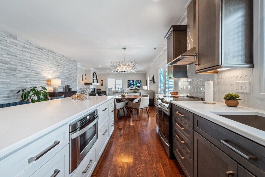 More Photos Of 214 Broadway St, Marine City Storefront For Sale