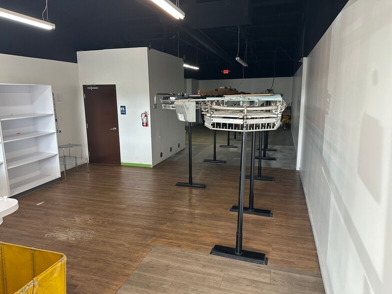 More Photos Of 3571 S Tower Rd, Aurora Storefront For Lease