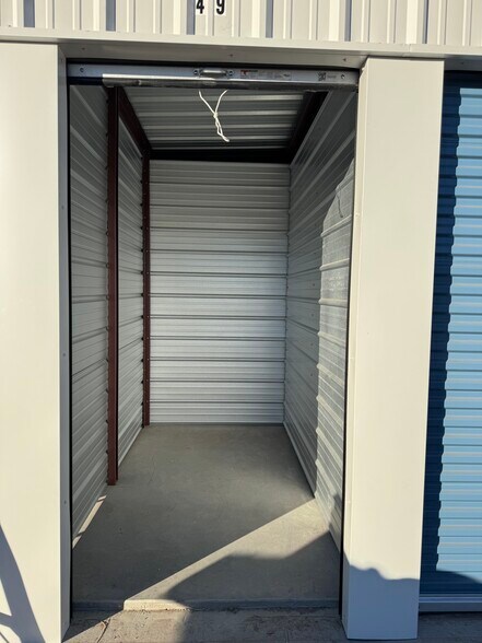 More Photos Of 213 Kearney St, Kimball Self Storage For Sale
