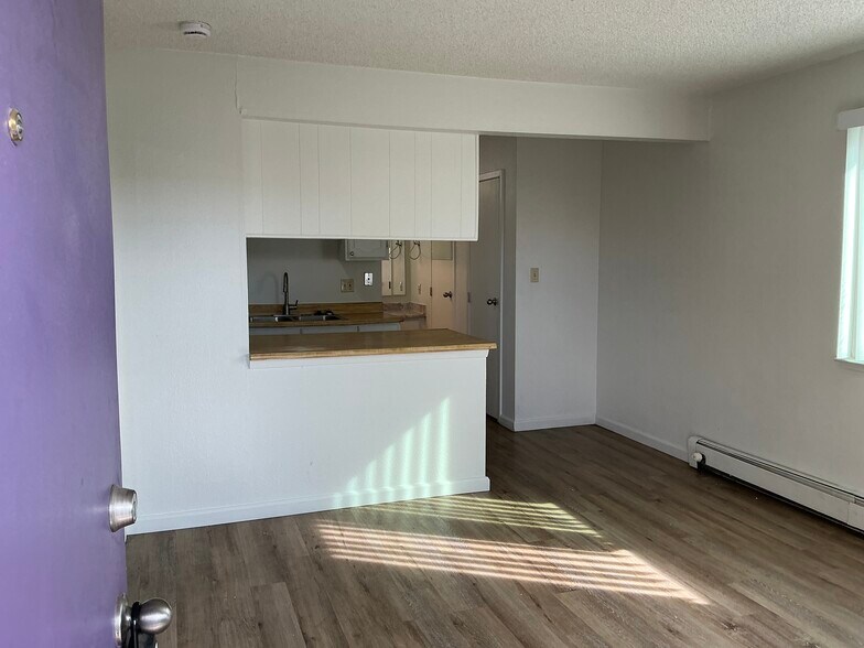 More Photos Of 1800 Prater Way, Sparks Apartments For Sale