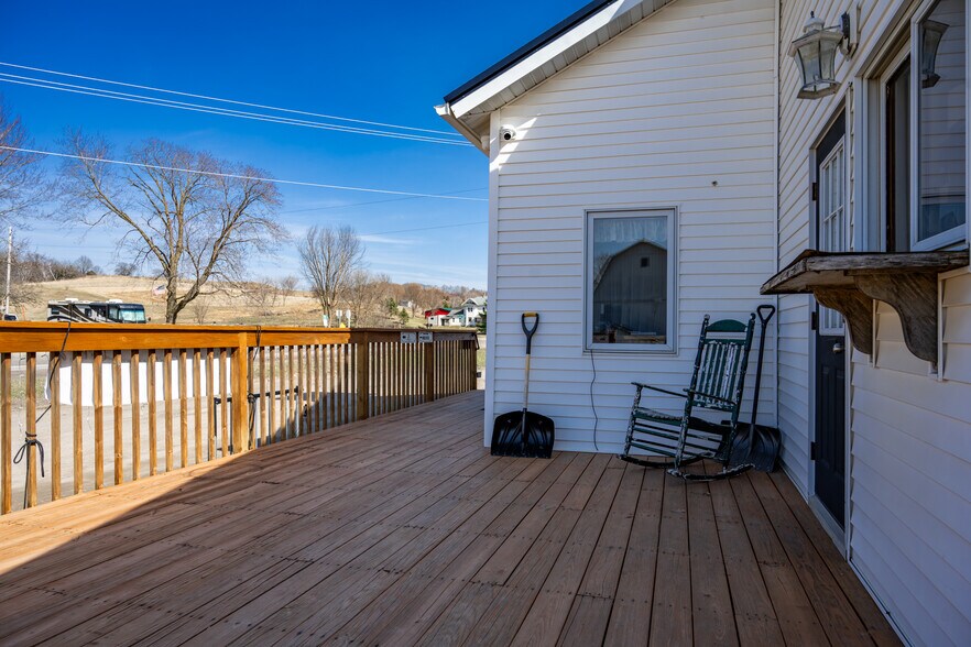 More Photos Of 26225 State Highway 71, Wilton Specialty For Sale