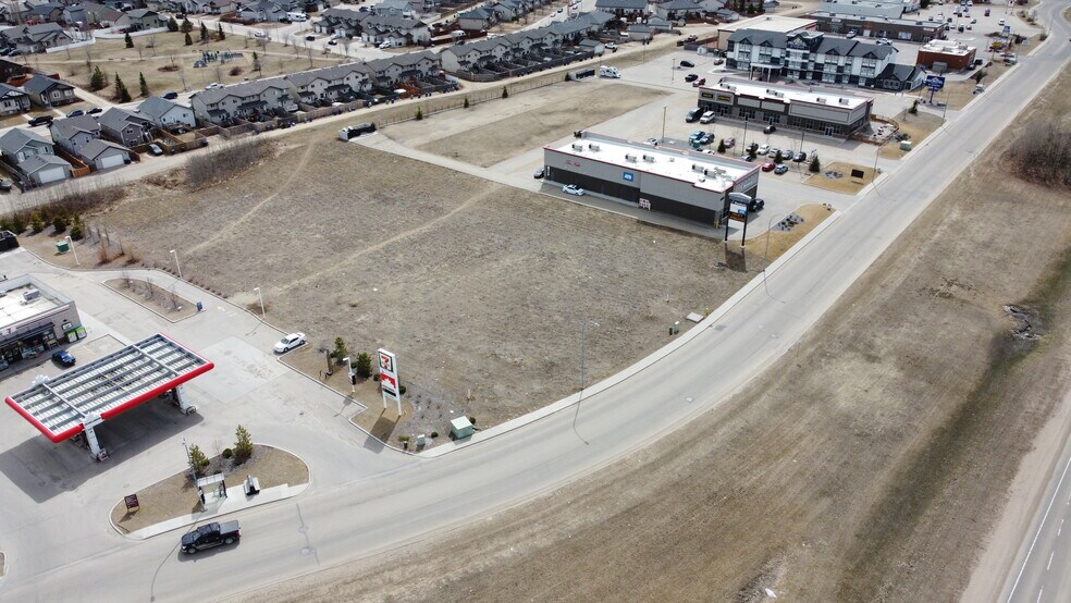 More Photos Of 6045 Parkwood, Blackfalds Land For Sale