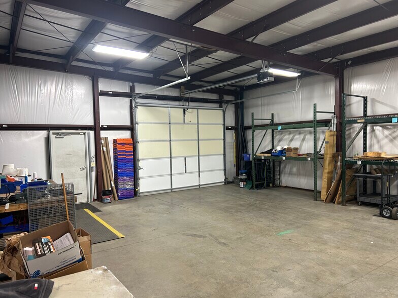 More Photos Of 7000 Fairlawn Ave, Dunbar Research And Development For Lease