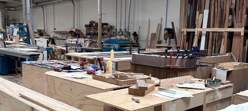 More Photos Of 3265 Production Ave, Oceanside Manufacturing For Lease