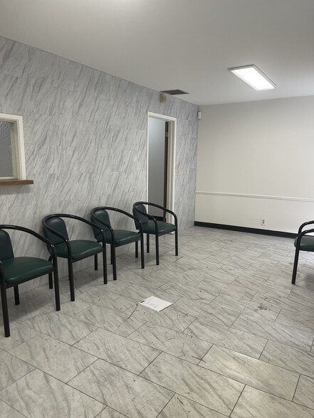 More Photos Of 280 N Jackson Ave, San Jose Medical For Lease