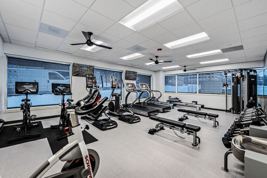 More Photos Of 6312 S Fiddlers Green Cir, Greenwood Village Office For Lease
